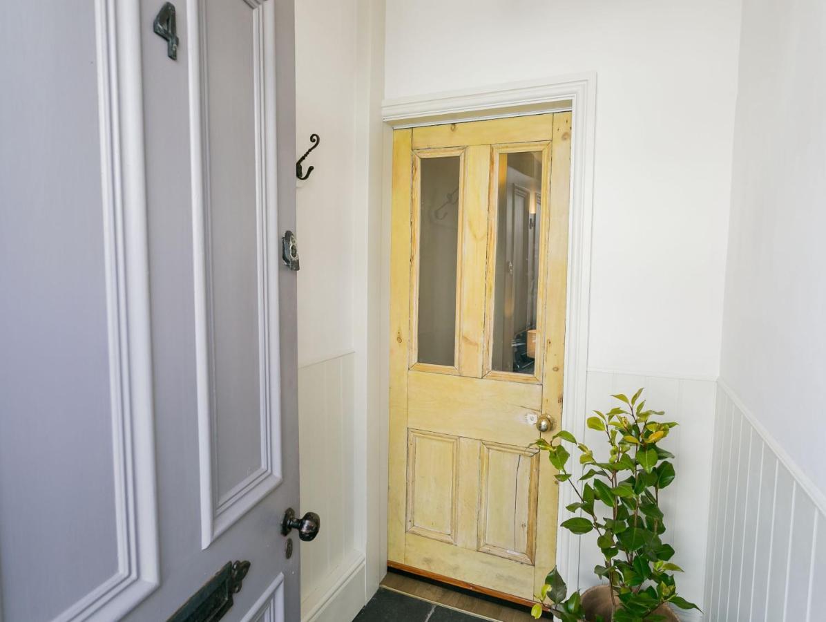 Ty Medi Villa Beaumaris Exterior photo